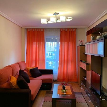 Apartamento Mota-2 Huca-Los Prados; Parking Y Wifi Gratis Οβιέδο Εξωτερικό φωτογραφία