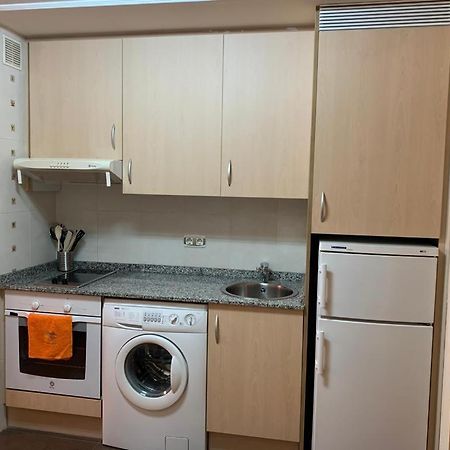 Apartamento Mota-2 Huca-Los Prados; Parking Y Wifi Gratis Οβιέδο Εξωτερικό φωτογραφία