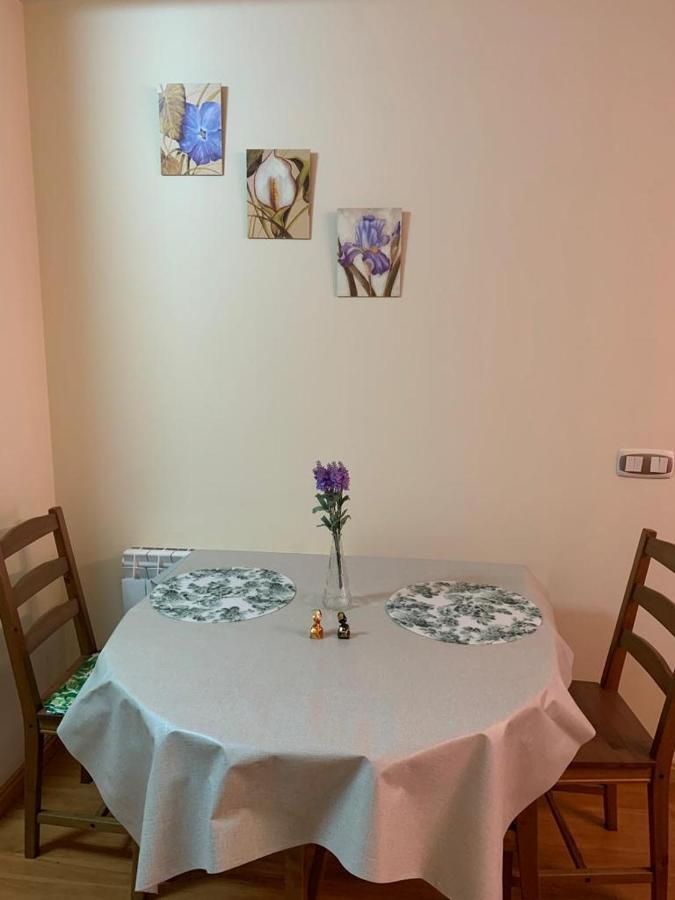 Apartamento Mota-2 Huca-Los Prados; Parking Y Wifi Gratis Οβιέδο Εξωτερικό φωτογραφία