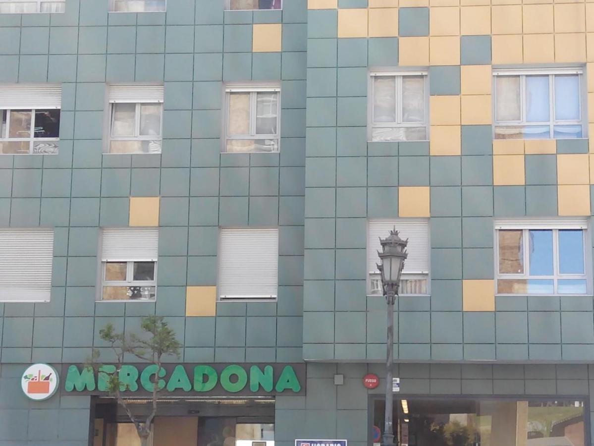 Apartamento Mota-2 Huca-Los Prados; Parking Y Wifi Gratis Οβιέδο Εξωτερικό φωτογραφία